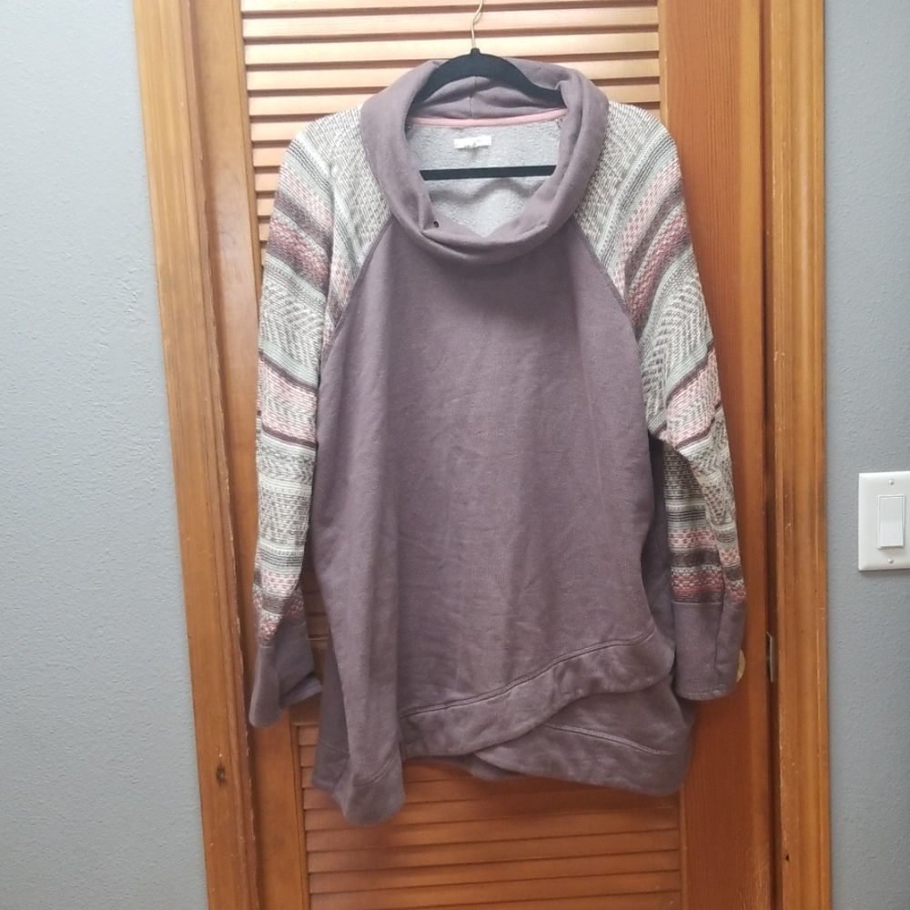 Maurices Plus Sweatshirt